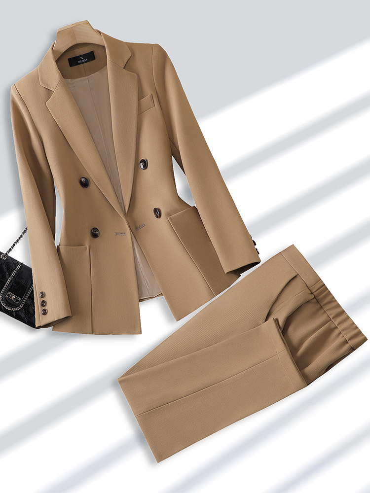 Women Formal Wear With Blazer - Modny damski garnitur ze spodniami formalny