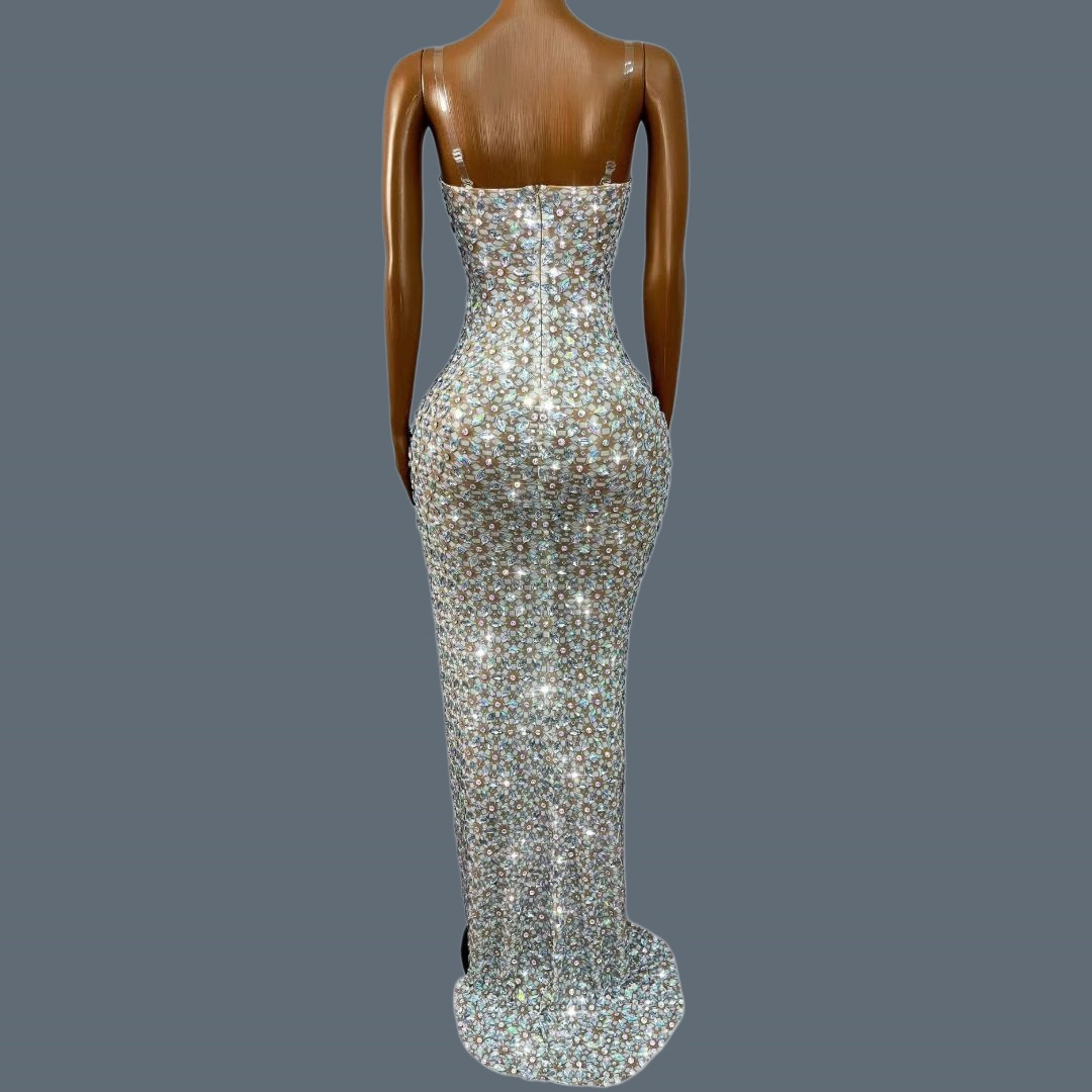 Elegancka sukienka bez ramiącz – Women Formal Wear Photoshoot recenzja i cena