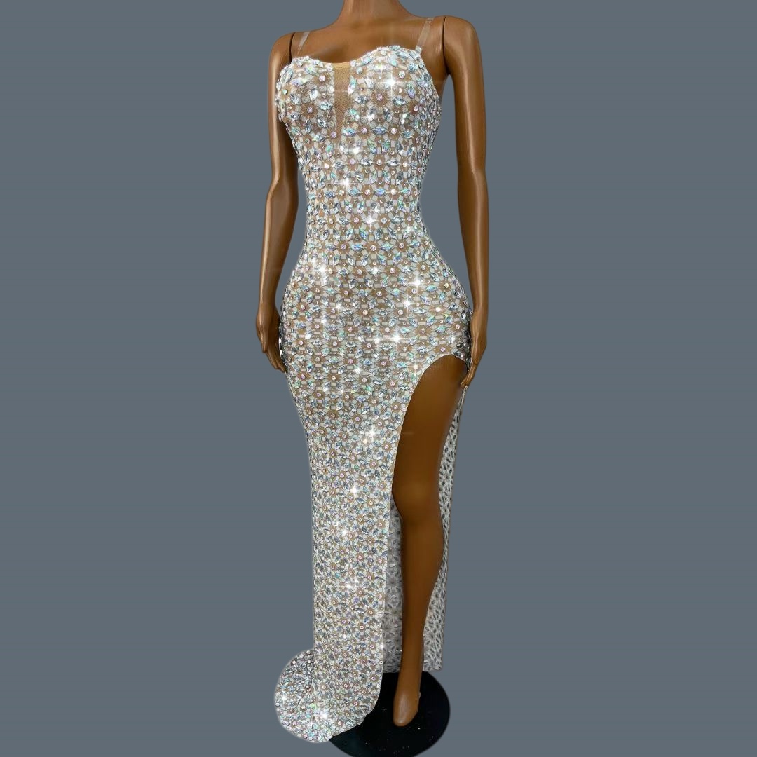 Elegancka sukienka bez ramiącz – Women Formal Wear Photoshoot recenzja i cena