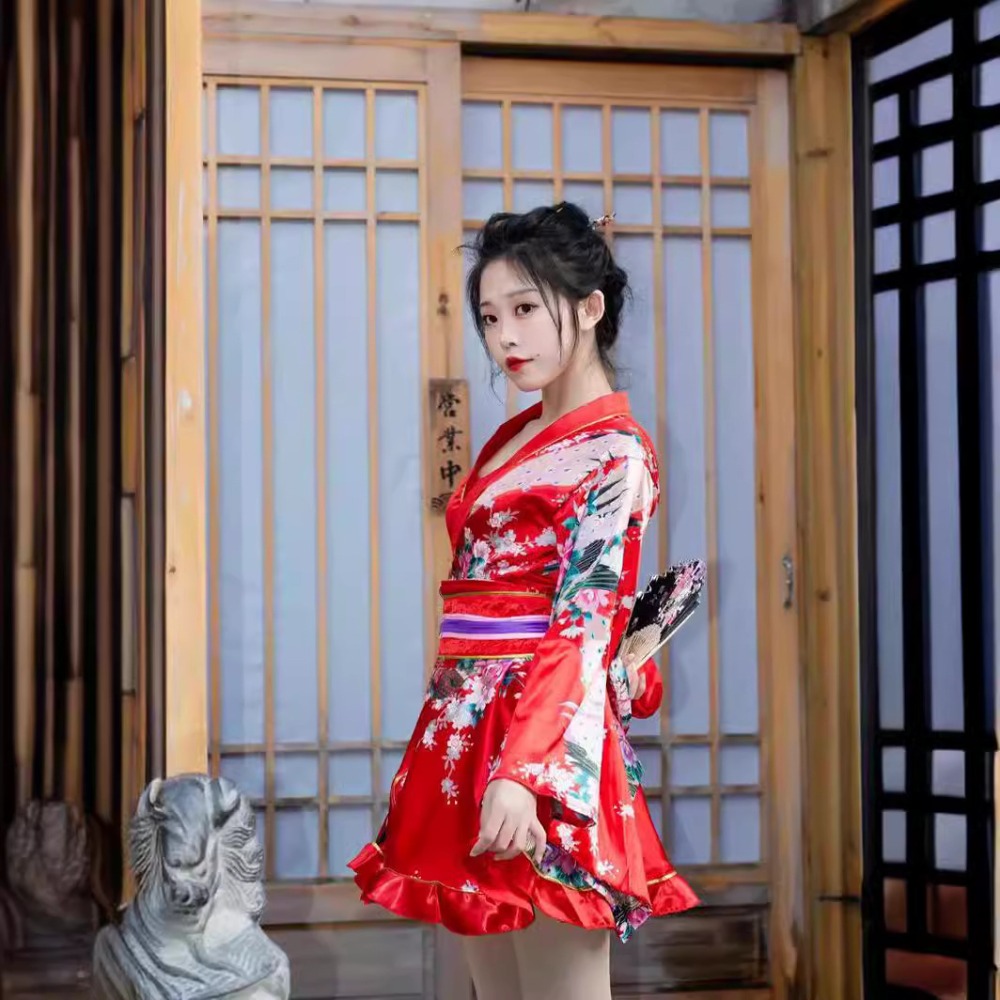 Damskie czerwone kimono yukata – Women Formal Wear Photoshoot recenzja i cena